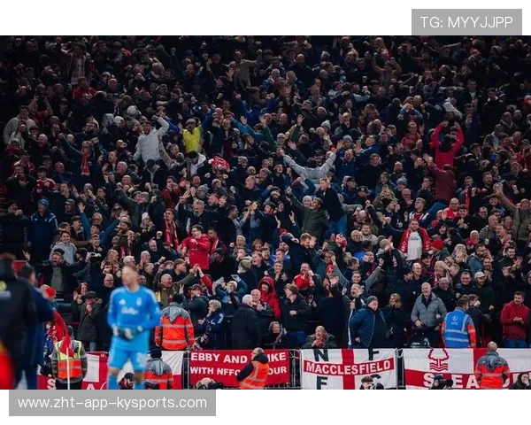 决赛抢七胜利，他怒吼震响整个球场